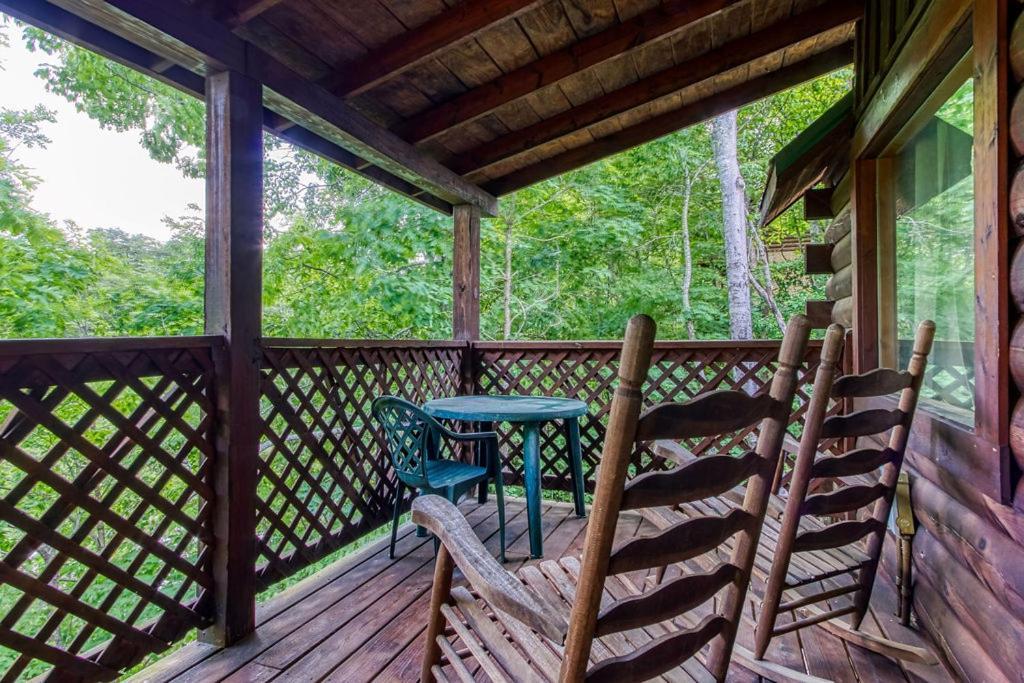 Forever Yours, Hot Tub, 1089 Of Free Attraction Tickets For Each Paid Day, Dollywood And More Pigeon Forge Exterior photo
