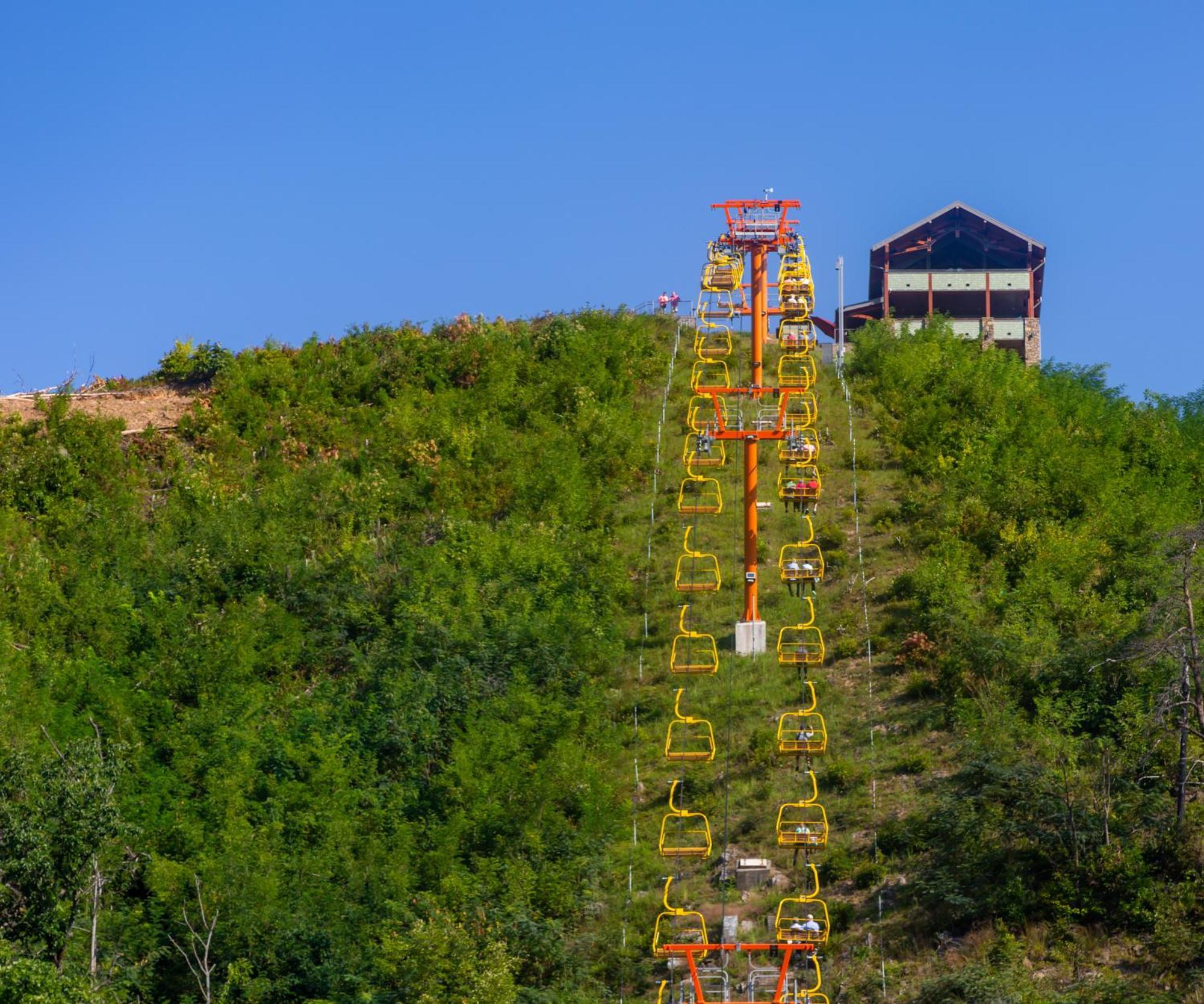 Forever Yours, Hot Tub, 1089 Of Free Attraction Tickets For Each Paid Day, Dollywood And More Pigeon Forge Exterior photo